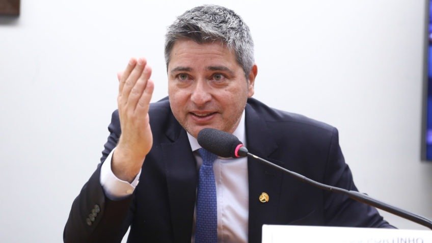 PEC do Trabalho Flexível oferece alternativa a setores produtivos, diz PL